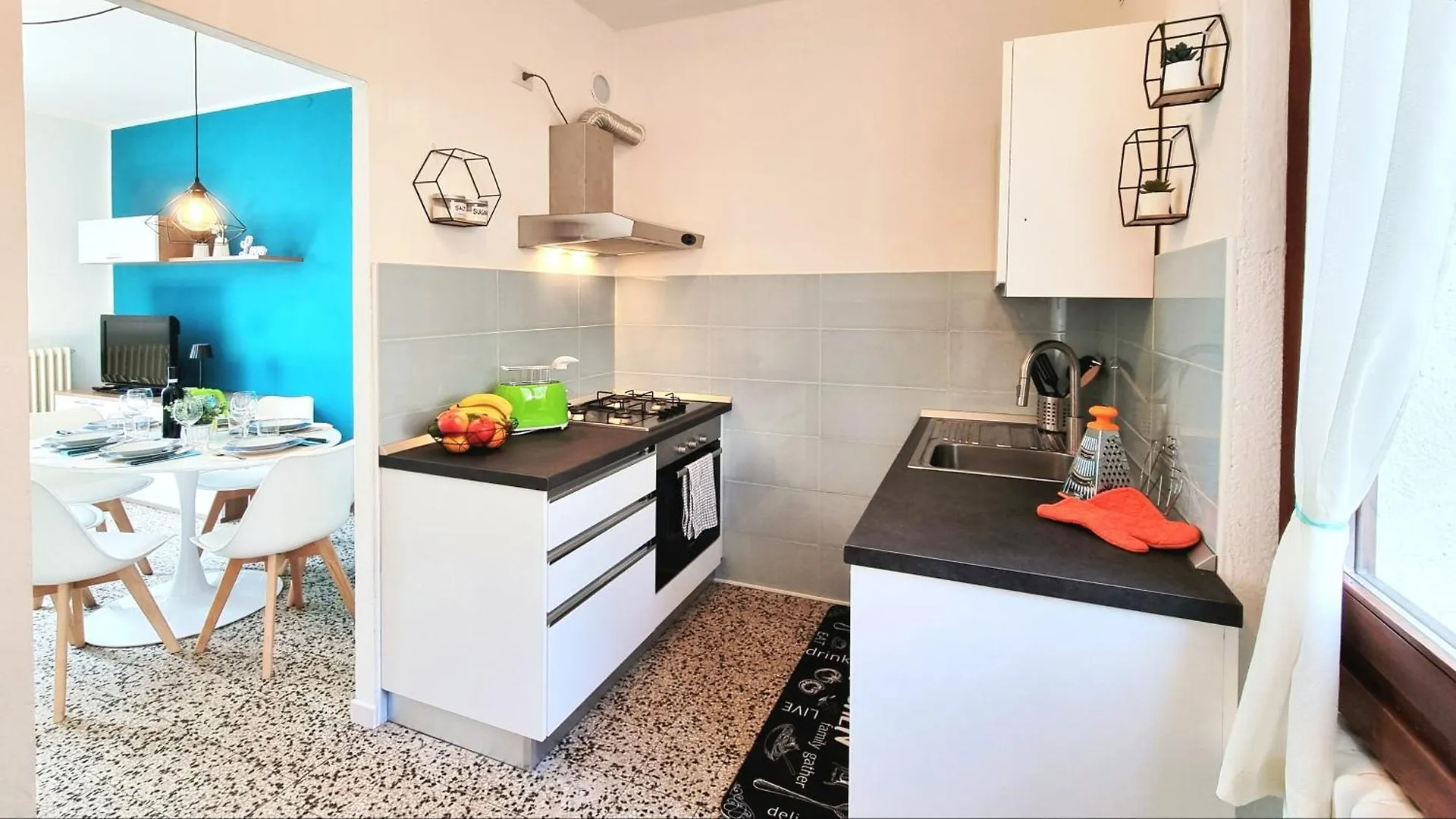 Dom wakacyjny A Casa Di Nina & Turi Con Giardino E Veranda Dongo Włochy